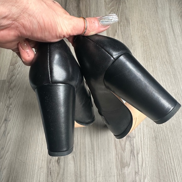 Clarks Dre’s shoes 7 - Picture 3 of 10